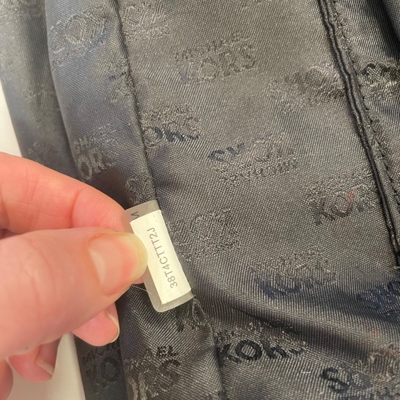 Michael Kors Logo black/tan Shoulder Bag - Picture 5 of 7